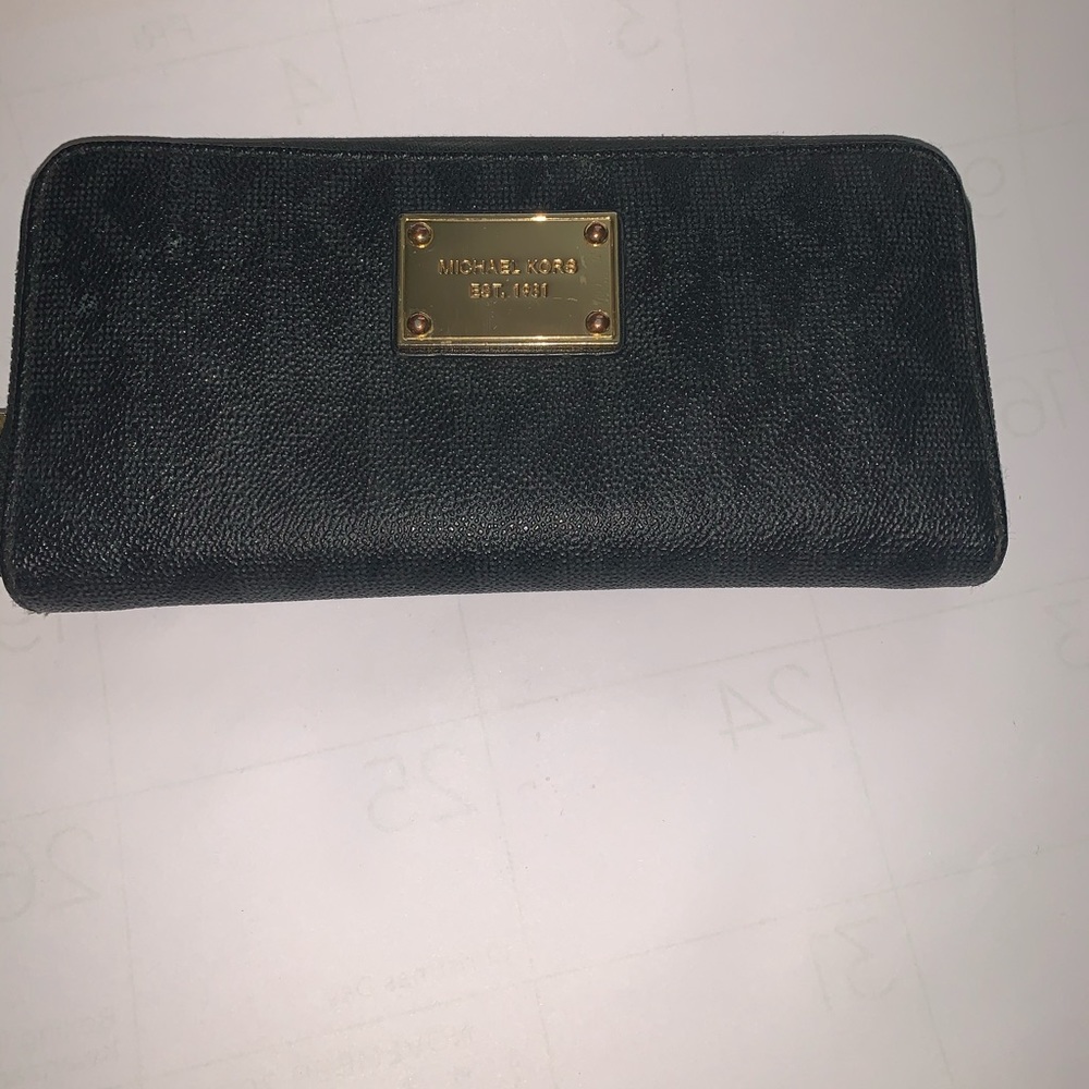 Michael Kors wallet